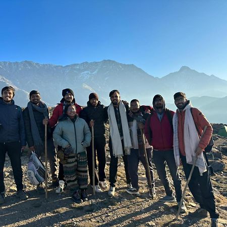 Triund Trek Hotel Dharamshala Buitenkant foto