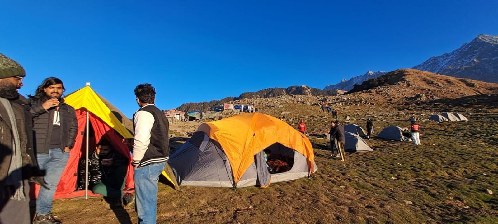 Triund Trek Hotel Dharamshala Buitenkant foto